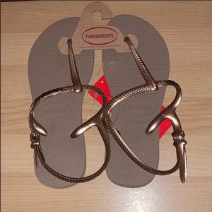 Havaianas Freedom (Rose Gold 35-36 BR/  6 W US)